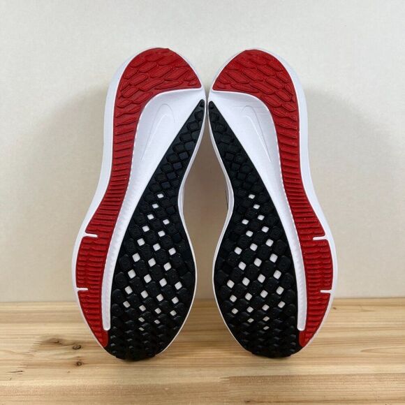 Nike Air Winflo 10 road running shoes Mens 12 White Black Light Crimson - Picture 2 of 9